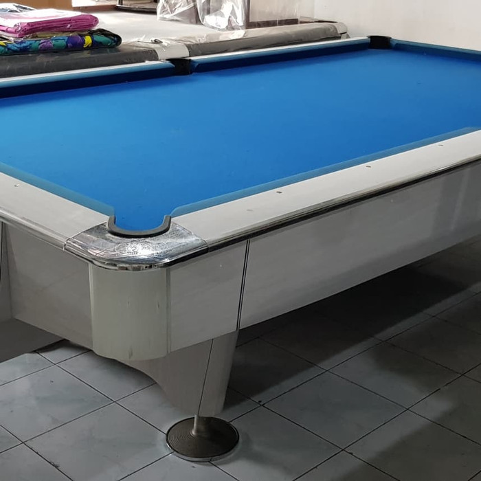 Meja Billiard