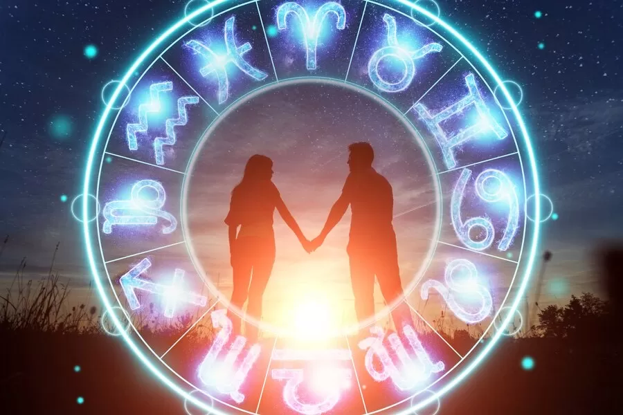 5 Zodiak yang Diramalkan Jatuh Cinta di Tahun Baru, Apakah Kamu Salah Satunya?