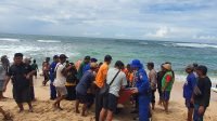 Waspada Rip Current Mematikan: Belasan Orang Tenggelam di Pantai Drini Gunungkidul