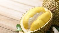 Makan Durian, Apa Efeknya? Ini 4 Hal yang Harus Anda Ketahui