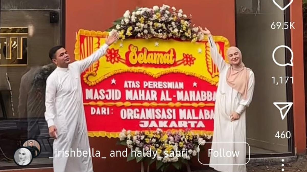 Irish Bella dan Suami Resmikan Masjid Al-Mahabbah