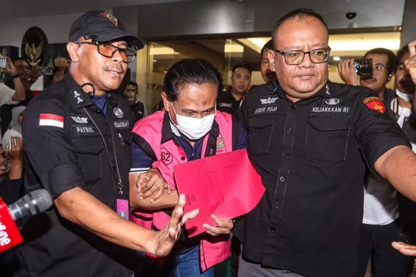 Rudi Suparmono Didakwa Terima Gratifikasi Rp 21,9 M