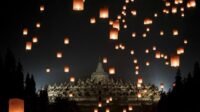 Ribuan Lampion Terangi Langit Borobudur saat Waisak